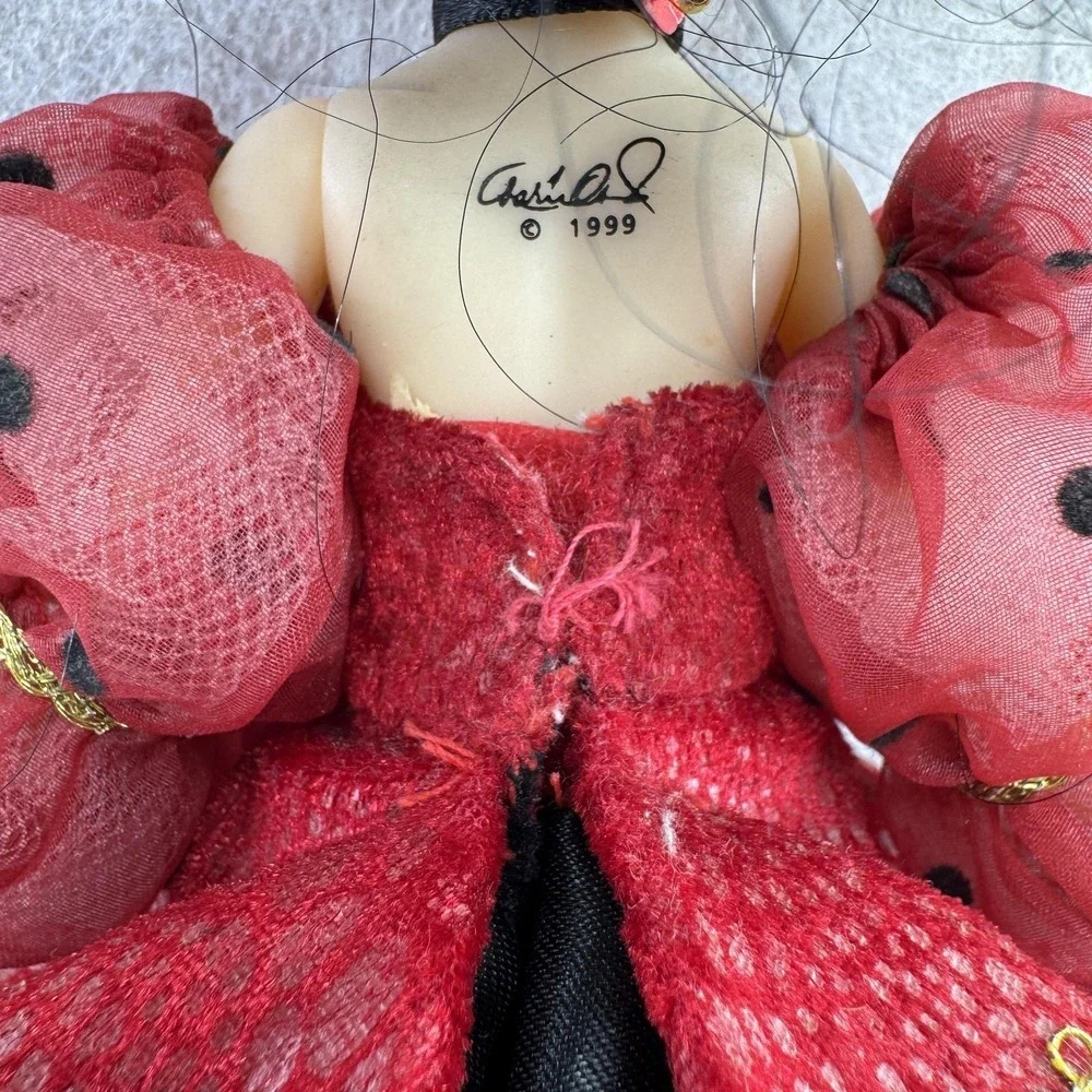 Marie Osmond Red Dress Beauty Bug Ball‎ Ladybug Vinyl 11